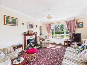 Living Room- click for photo gallery